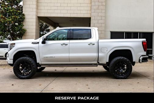 White Frost Tricoat 2025 GMC Sierra 1500 Denali