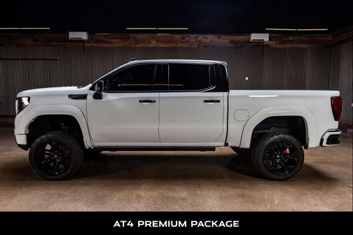 2023 GMC Sierra 1500 AT4