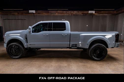 Glacier Gray Met Tri-Coat 2026 Ford F-450 King Ranch