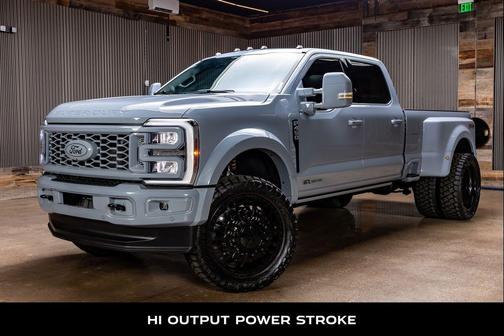 Glacier Gray Met Tri-Coat 2026 Ford F-450 King Ranch