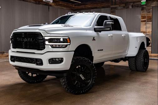 Bright White Clearcoat 2024 RAM 3500 Laramie Mega Cab 4x4 6'4' Box
