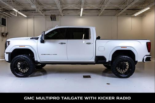 White Frost Tricoat 2025 GMC Sierra 2500 Denali Ultimate