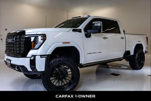 White Frost Tricoat 2025 GMC Sierra 2500 Denali Ultimate