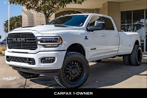 2024 RAM 3500 Laramie Crew Cab 4x4 8' Box