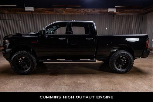 2026 RAM 2500 Tradesman Crew Cab 4x4 6'4' Box