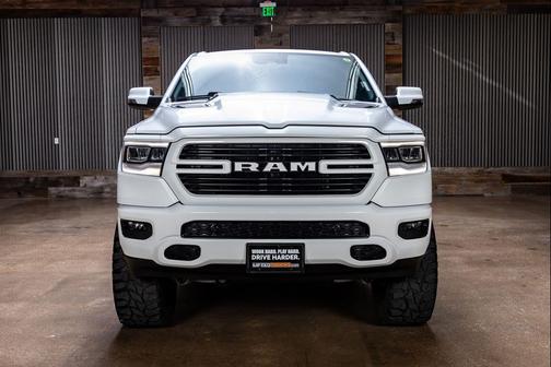 Bright White Clearcoat 2023 RAM 1500 Laramie