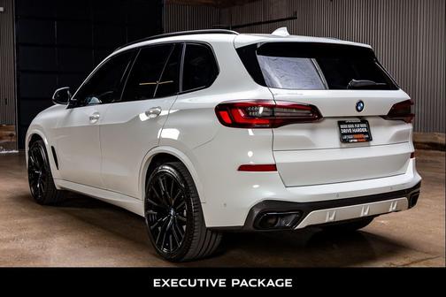 Alpine White 2022 BMW X5 xDrive40i