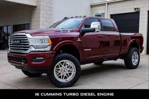 Delmonico Red Pearlcoat 2024 RAM 2500 Longhorn