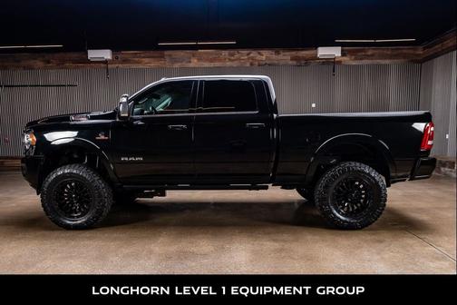 Diamond Black Crystal Pearlcoat 2023 RAM 2500 Longhorn