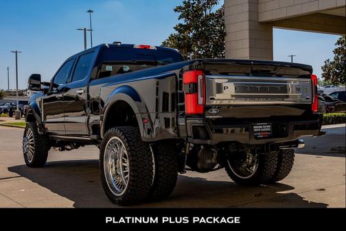 Agate Black Metallic 2025 Ford F-450 Platinum