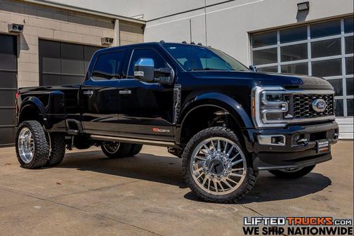 Agate Black Metallic 2025 Ford F-450 Platinum