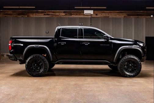 Black 2026 Chevrolet Colorado ZR2