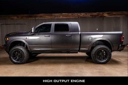 2024 RAM 3500 Limited Mega Cab 4x4 6'4' Box