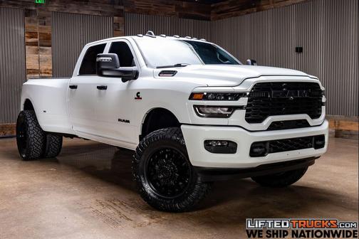 Bright White Clearcoat 2025 RAM 3500 Big Horn