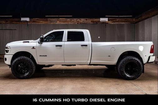 Bright White Clearcoat 2025 RAM 3500 Big Horn