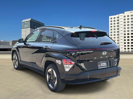 Abyss Black Pearl 2024 Hyundai KONA EV SEL