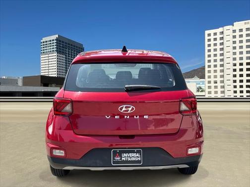 2022 Hyundai VENUE SE
