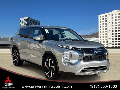2024 Mitsubishi Outlander SE
