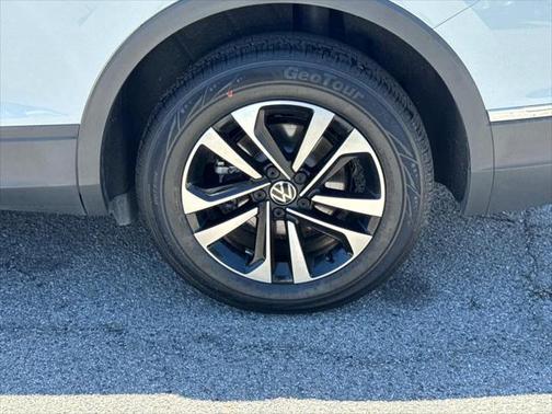 2024 Volkswagen Tiguan 2.0T S