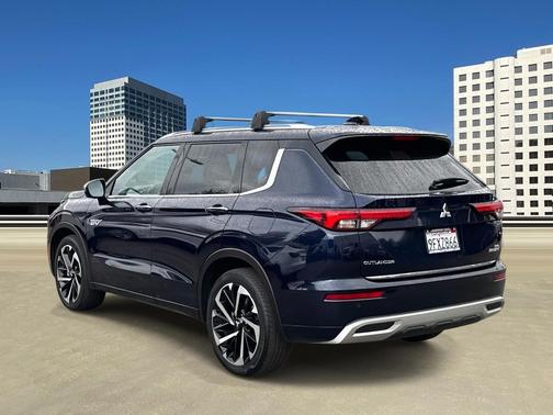 2023 Mitsubishi Outlander PHEV SEL