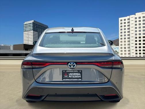 2022 Toyota Mirai Base