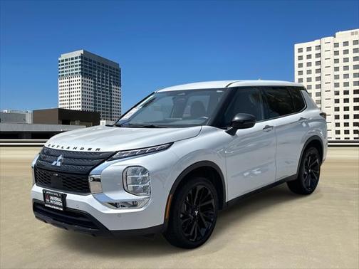 2023 Mitsubishi Outlander SE Black Edition 2WD
