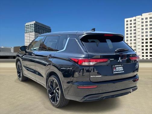 2023 Mitsubishi Outlander SE 2.5 2WD
