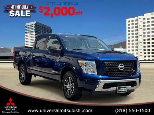 2022 Nissan Titan SV