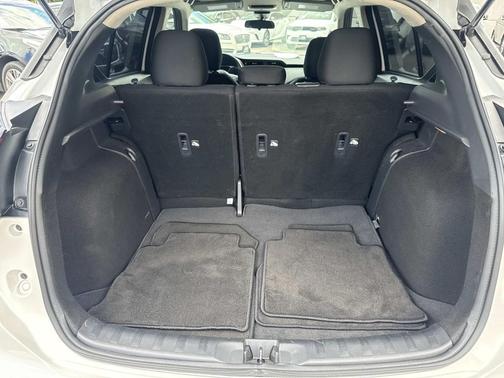 Fresh Powder 2024 Nissan Kicks S