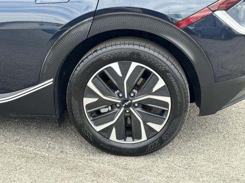 Gravity Blue 2024 Kia EV6 Light