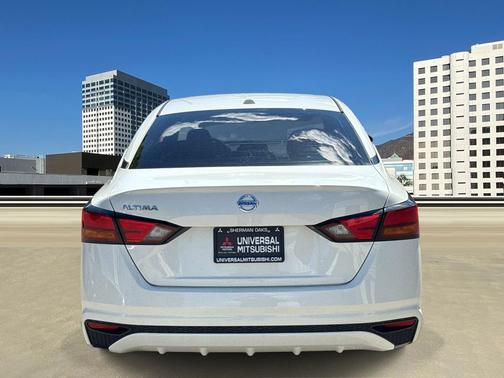 Glacier White 2020 Nissan Altima S FWD