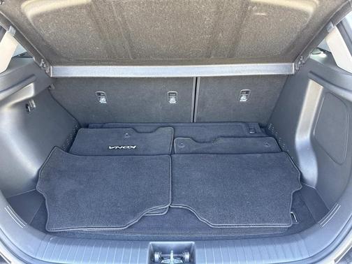 2022 Hyundai KONA EV Limited