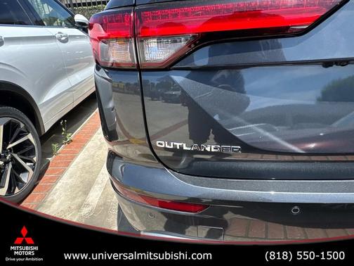 2025 Mitsubishi Outlander PHEV SEL
