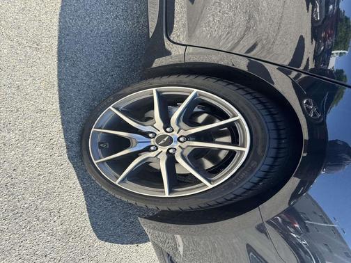 2025 Genesis G70 2.5T AWD