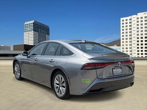 2022 Toyota Mirai Base