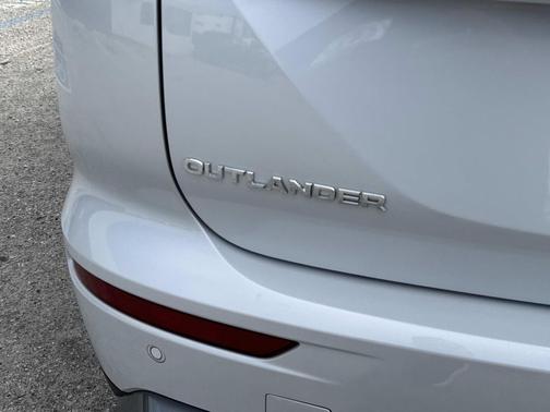 2025 Mitsubishi Outlander SE 2.5 2WD