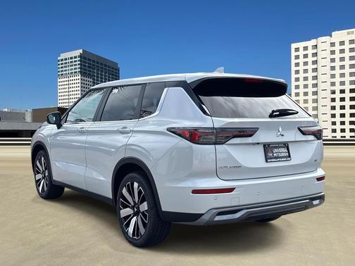 2025 Mitsubishi Outlander SE 2.5 2WD