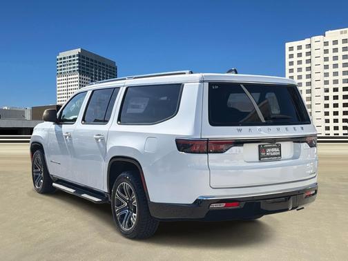 2024 Jeep Wagoneer L Series II 4x2
