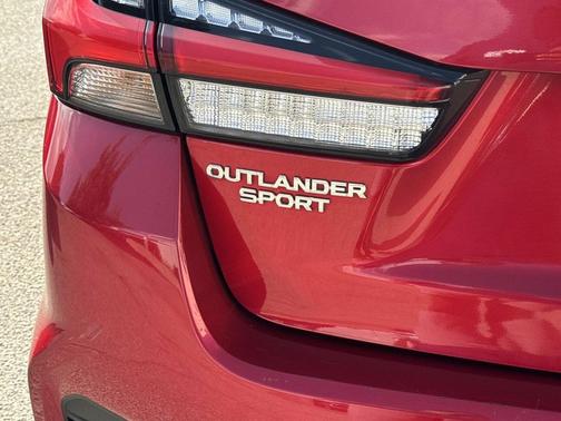 2024 Mitsubishi Outlander Sport SE