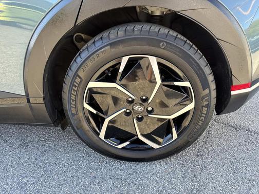 2023 Hyundai IONIQ 5 SE