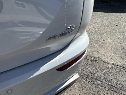 2025 Mitsubishi Outlander PHEV SE S-AWC