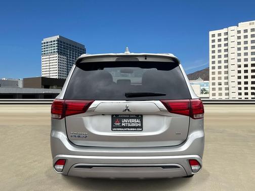2022 Mitsubishi Outlander PHEV GT