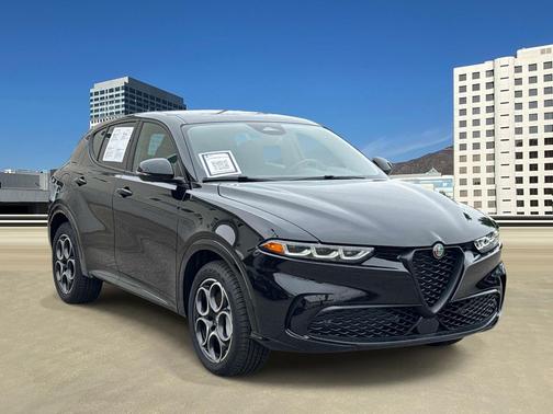 Alfa Black 2025 Alfa Romeo Tonale EAWD