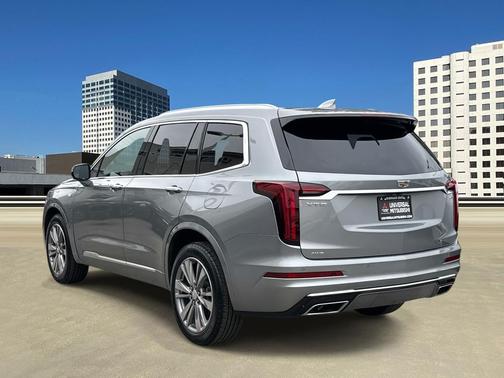 2025 Cadillac XT6 Premium Luxury AWD