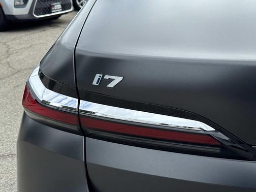 2023 BMW i7 xDrive60