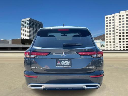 2025 Mitsubishi Outlander PHEV SE S-AWC