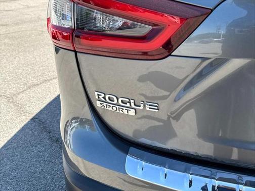 2020 Nissan Rogue Sport SV