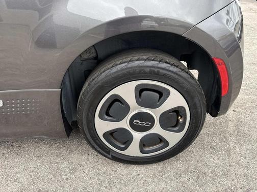 Gray 2018 FIAT 500e Battery Electric
