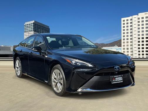 2021 Toyota Mirai Base