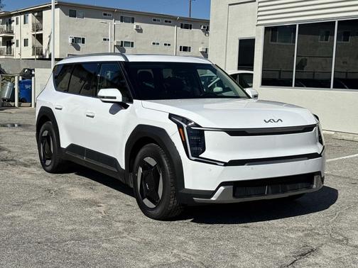 2025 Kia EV9 Wind